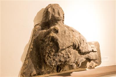 Inv 54 figürliche SteinPlastik Samson mit dem Löwen.jpg; 54; ;